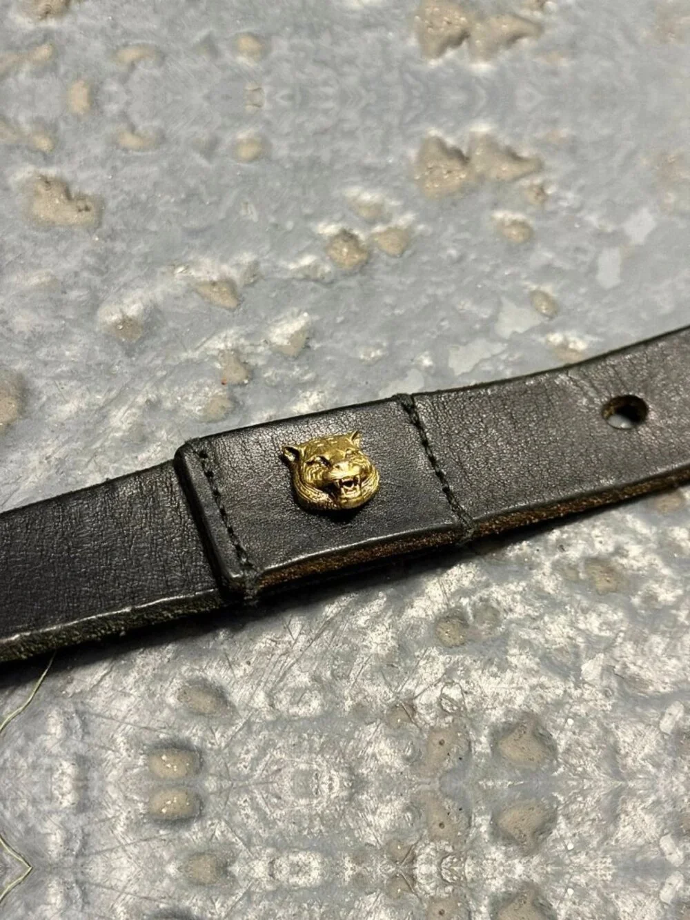 GUCCI Tiger Head Black Leather Slim Belt